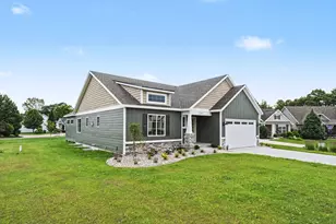 5493 Rose Ridge Ct NE, Rockford, MI 49341 - Photo 3