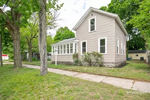 1346 5th St, Muskegon, MI 49441 - Photo 35