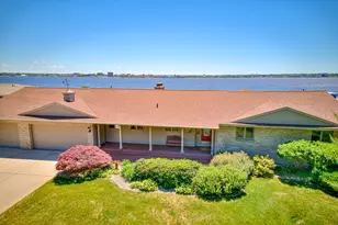 909 Tostenabe Ln, Muskegon, MI 49445 - Photo 43