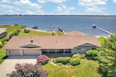 909 Tostenabe Lane, Muskegon, MI 49445 - Photo 5