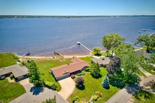 909 Tostenabe Ln, Muskegon, MI 49445 - Photo 37
