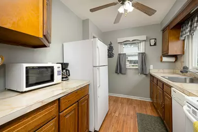 2225 McLain Avenue, Lincoln Park, MI 48146 - Photo 11