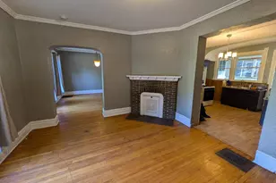 300 Eureka Ave SE, Grand Rapids, MI 49506 - Photo 13