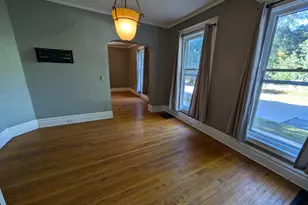300 Eureka Ave SE, Grand Rapids, MI 49506 - Photo 15