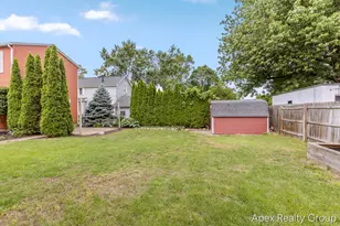 555 E Central Ave, Zeeland, MI 49464 - Photo 29