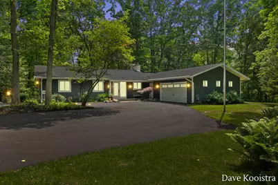 2480 Burton Woods Court SE, Grand Rapids, MI 49546 - Photo 3