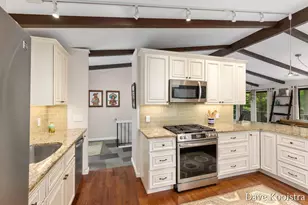 2480 Burton Woods Ct SE, Grand Rapids, MI 49546 - Photo 13