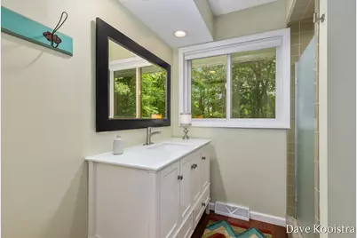2480 Burton Woods Court SE, Grand Rapids, MI 49546 - Photo 17