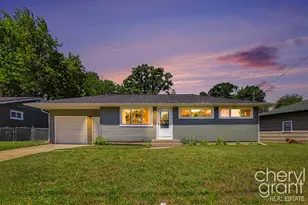 323 Lorene St, Wayland, MI 49348 - Photo 3