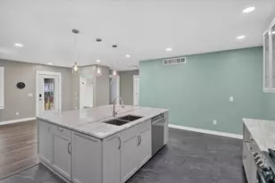 707 Lowell Ave, Jackson, MI 49202 - Photo 7