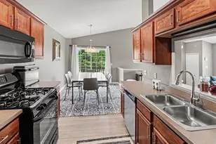 404 Riversedge Dr, Saline, MI 48176 - Photo 9
