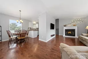 1554 Wakely St NE, Grand Rapids, MI 49505 - Photo 9