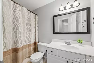 1554 Wakely Street NE, Grand Rapids, MI 49505 - Photo 15