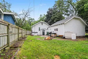 2222 Crozier Ave, Muskegon, MI 49441 - Photo 3