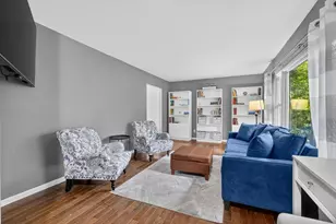 2731 Valley Dr, Ann Arbor, MI 48103 - Photo 5