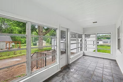 2215 Coolidge Street, Lansing, MI 48906 - Photo 15