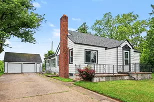2215 Coolidge St, Lansing, MI 48906 - Photo 17