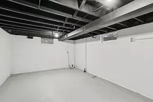 2215 Coolidge St, Lansing, MI 48906 - Photo 13