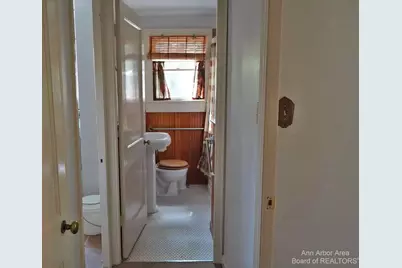 611 Robin Road, Ann Arbor, MI 48103 - Photo 19