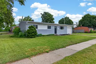 43924 Donley Dr, Sterling Heights, MI 48314 - Photo 3