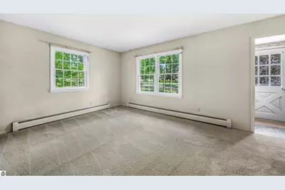 424 Crestview Place, Cadillac, MI 49601 - Photo 11