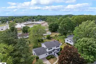 424 Crestview Pl, Cadillac, MI 49601 - Photo 5