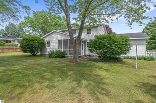 424 Crestview Pl, Cadillac, MI 49601 - Photo 31