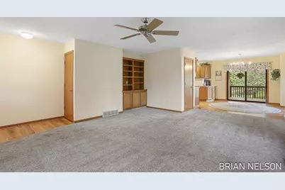 205 Parkside Drive, Zeeland, MI 49464 - Photo 5