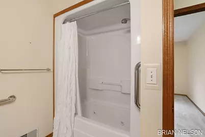 205 Parkside Drive, Zeeland, MI 49464 - Photo 17