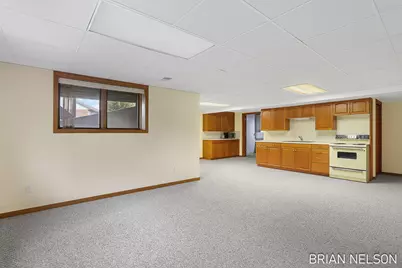 205 Parkside Drive, Zeeland, MI 49464 - Photo 25