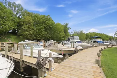 1 N Bailey Avenue #1, South Haven, MI 49090 - Photo 5