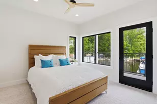 1 N Bailey Ave, South Haven, MI 49090 - Photo 23