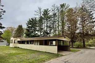 19 Elm Ct, Muskegon, MI 49445 - Photo 3