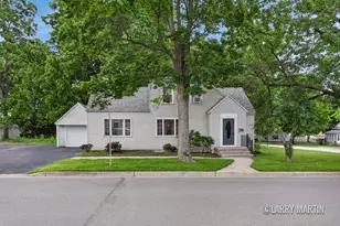 224 S Weaver Ave, Fremont, MI 49412 - Photo 1