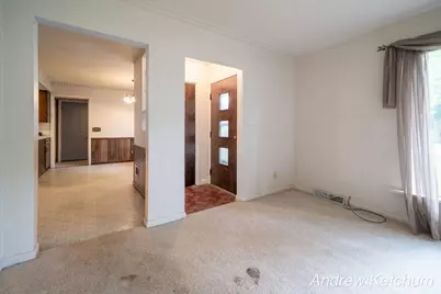297 Fourth Avenue, Holland, MI 49424 - Photo 13