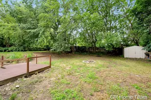 1605 Preston Ave NW, Grand Rapids, MI 49504 - Photo 29