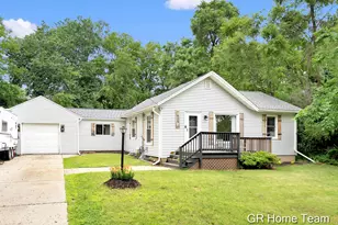 1605 Preston Ave NW, Grand Rapids, MI 49504 - Photo 1