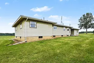12354 Gardner Rd, Buchanan, MI 49107 - Photo 21