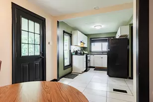 325 Grand St, Springport, MI 49284 - Photo 7
