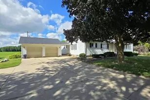 11215 Stoudt Rd, Muir, MI 48860 - Photo 5