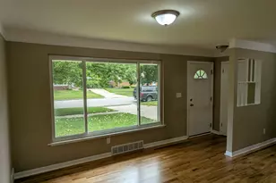 820 Nash Ave, Ypsilanti, MI 48198 - Photo 3