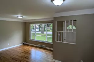 820 Nash Ave, Ypsilanti, MI 48198 - Photo 5