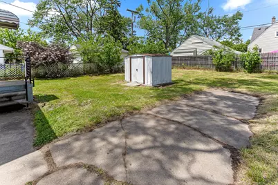 8041 Packard Avenue, Warren, MI 48089 - Photo 11