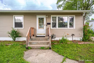 1852 Collingwood Avenue SW, Wyoming, MI 49519 - Photo 3