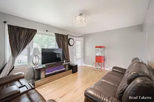 1852 Collingwood Ave SW, Wyoming, MI 49519 - Photo 5