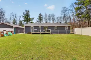 20392 Gates Rd, Howard City, MI 49329 - Photo 39