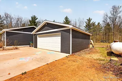20392 Gates Road, Howard City, MI 49329 - Photo 3
