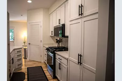 2052 Liberty Heights, Ann Arbor, MI 48103 - Photo 17