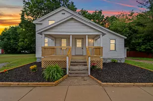 153 Marshall St, Litchfield, MI 49252 - Photo 1