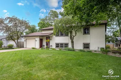 325 N Lindy Street, Zeeland, MI 49464 - Photo 5